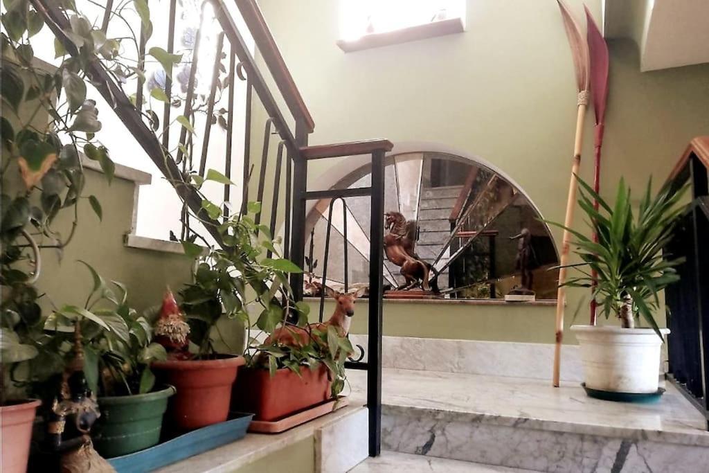 Una Pratica Mansardina Turim Exterior foto
